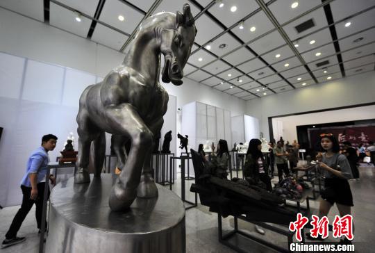 中國藝術(shù)研究院中國雕塑院建院九周年雕塑展在京開幕
